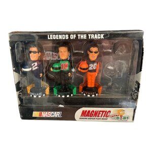 2002 NASCAR Legends of the Track Mini Bobs Wallace Labonte Stewart Figures Set M